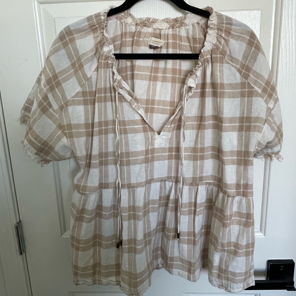 Plaid top